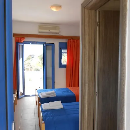 Nikos Place أغيا غاليني